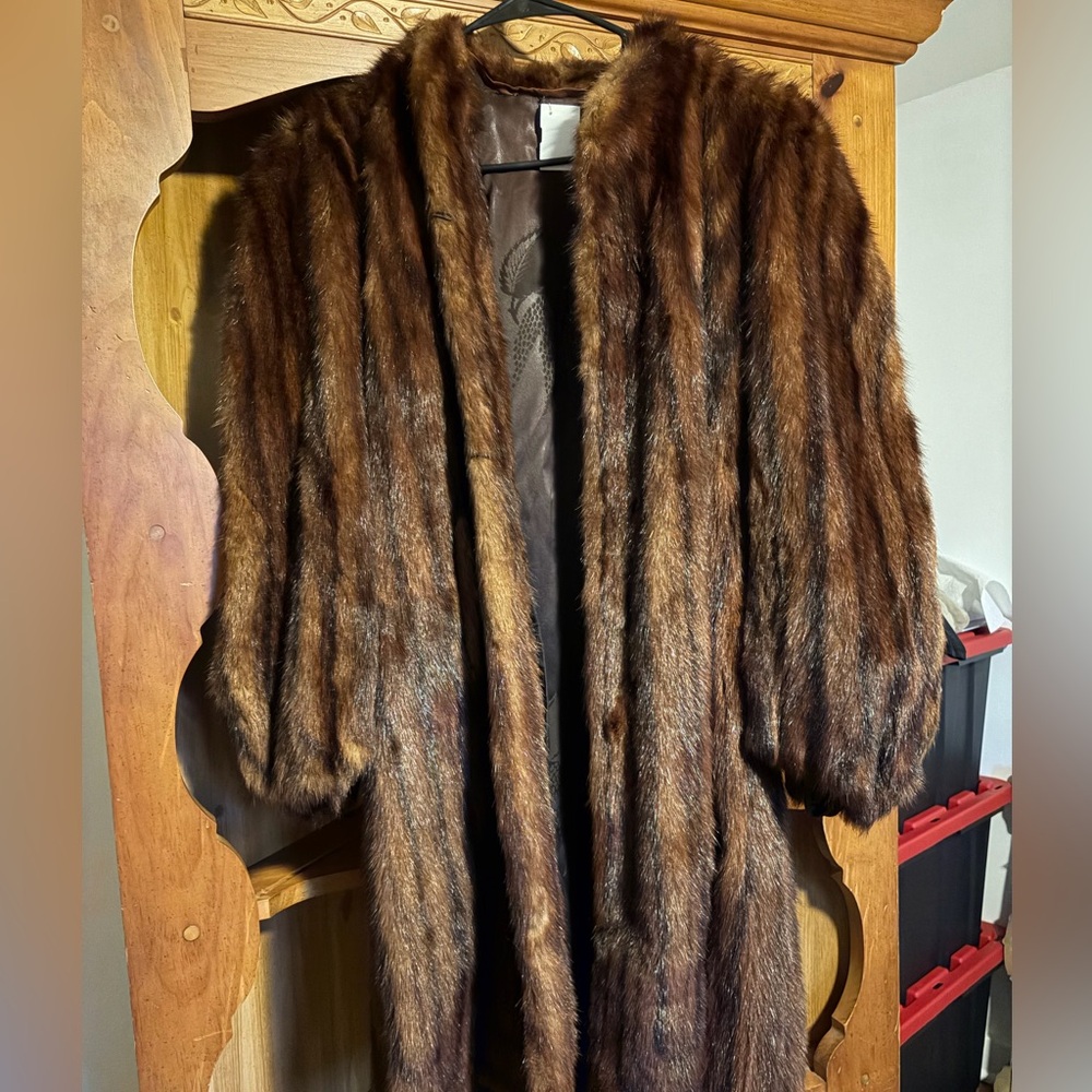 VINTAGE FUR COAT